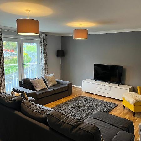 Flat Three, 212 Eaglesham Road, East Kilbride, Glasgow Екстер'єр фото