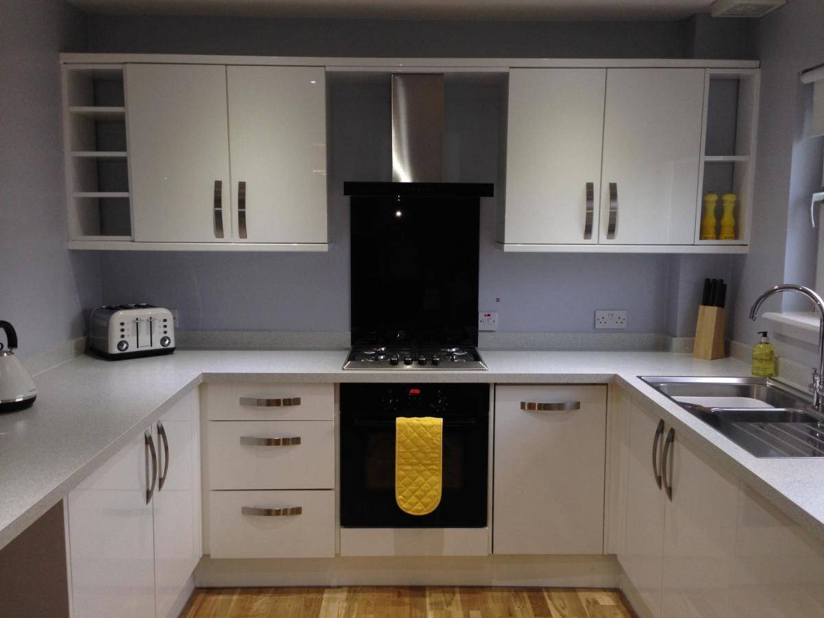 Flat Three, 212 Eaglesham Road, East Kilbride, Glasgow Екстер'єр фото
