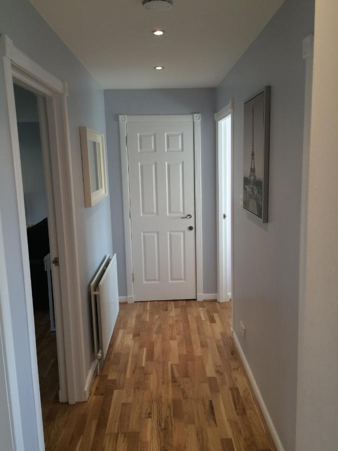 Flat Three, 212 Eaglesham Road, East Kilbride, Glasgow Екстер'єр фото