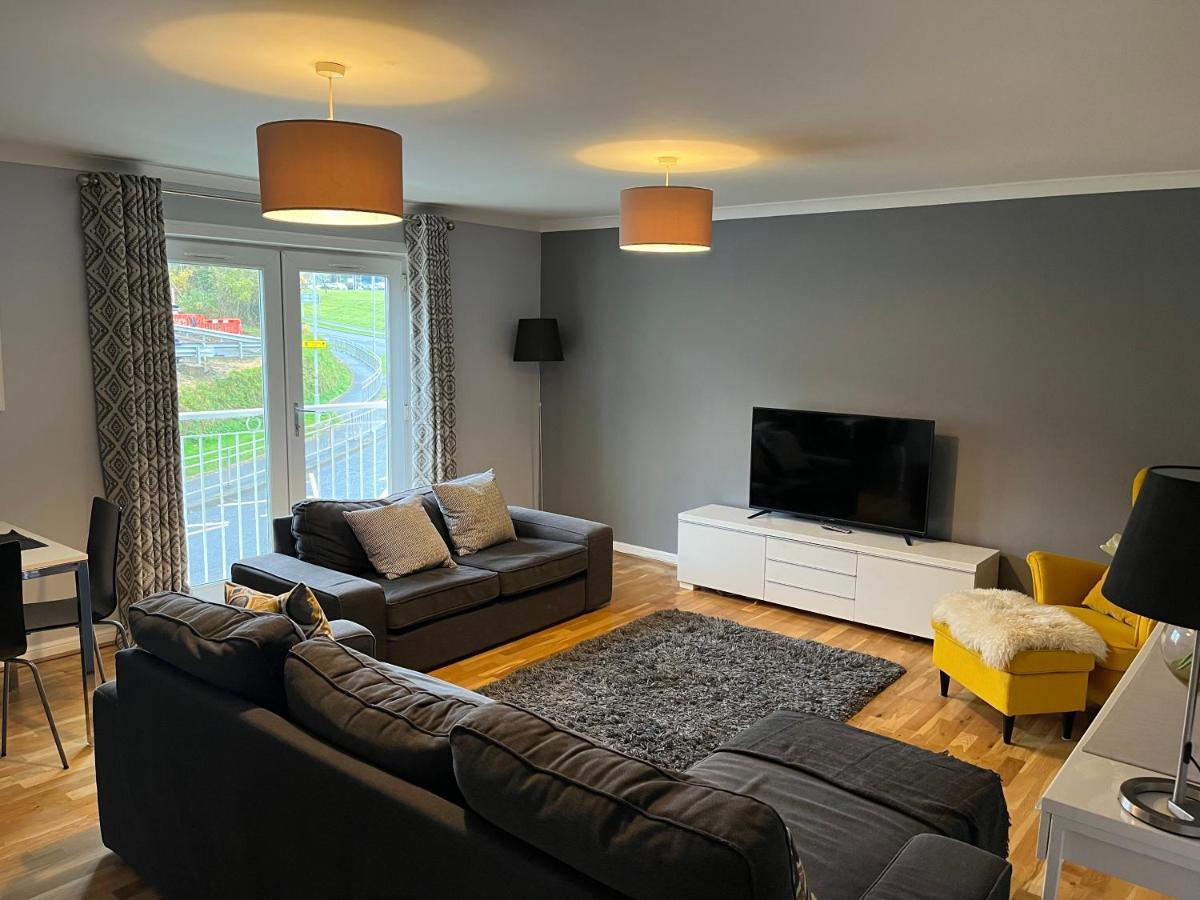 Flat Three, 212 Eaglesham Road, East Kilbride, Glasgow Екстер'єр фото
