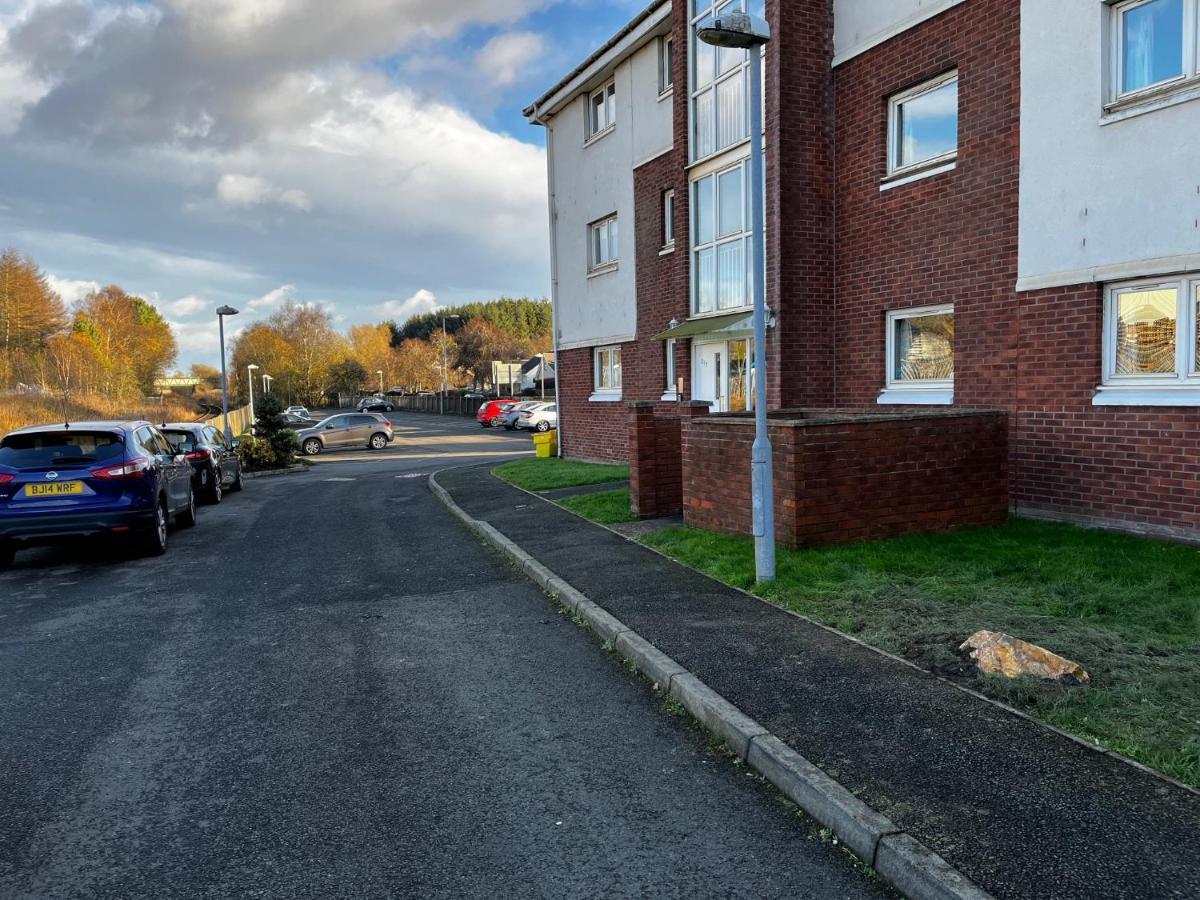 Flat Three, 212 Eaglesham Road, East Kilbride, Glasgow Екстер'єр фото